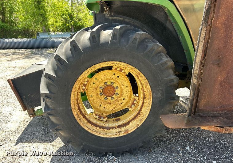 image for item EK2961 John Deere 6210 tractor