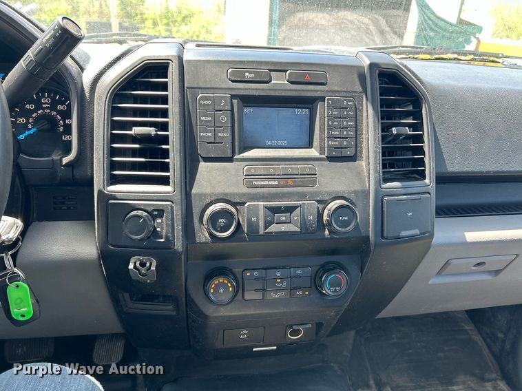 image for item EK2962 2017 Ford F150 XL pickup truck