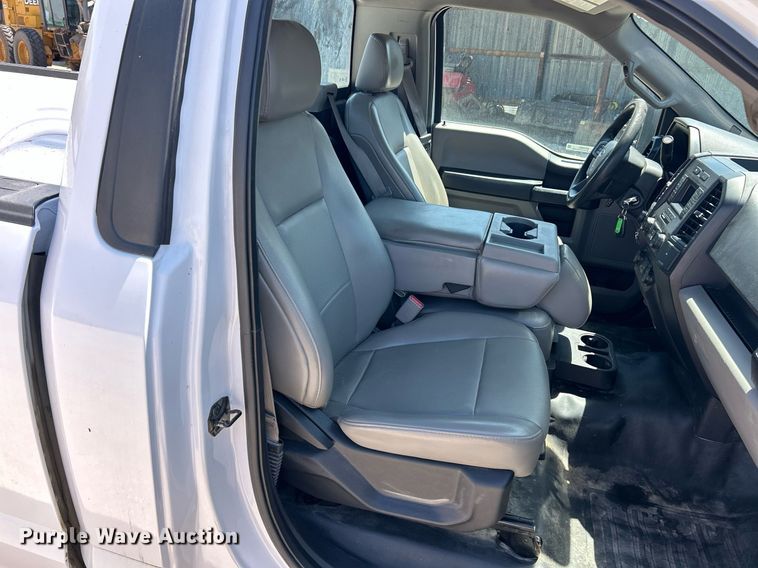 image for item EK2962 2017 Ford F150 XL pickup truck