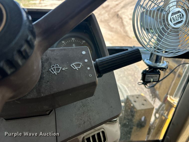 image for item EK2963 John Deere 6210 tractor