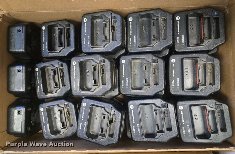 image for item EK5140 Motorola Minitor V pagers