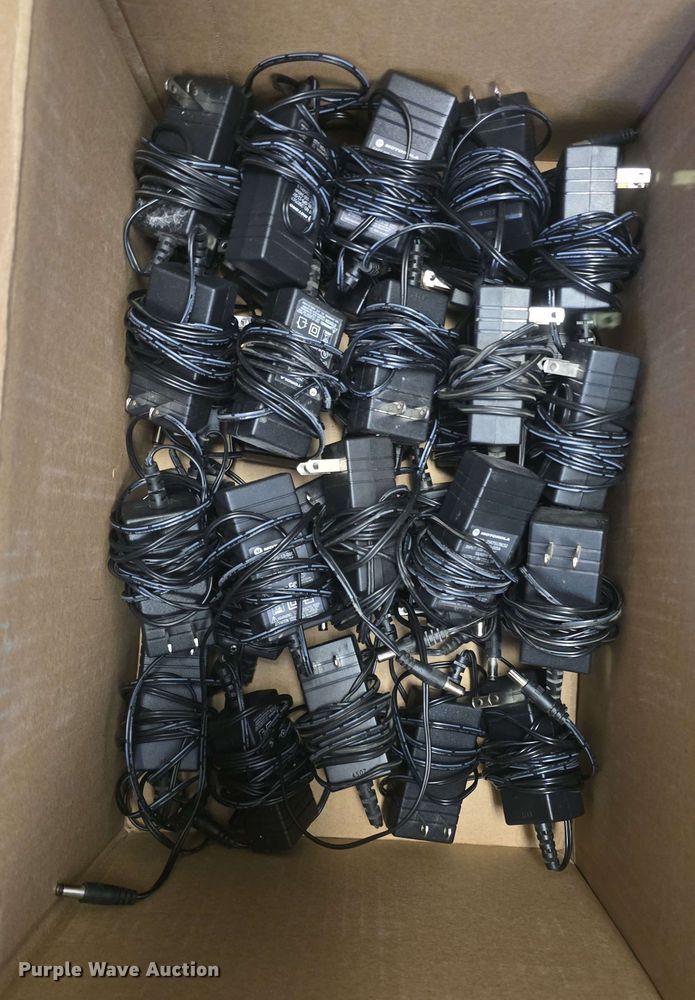 image for item EK5140 Motorola Minitor V pagers