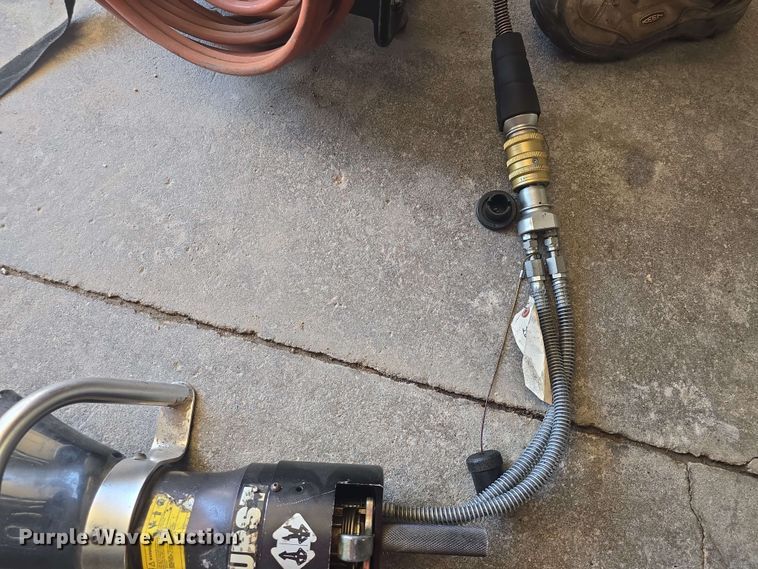 image for item EK5198 Hurst Jaws of Life  rescue tool