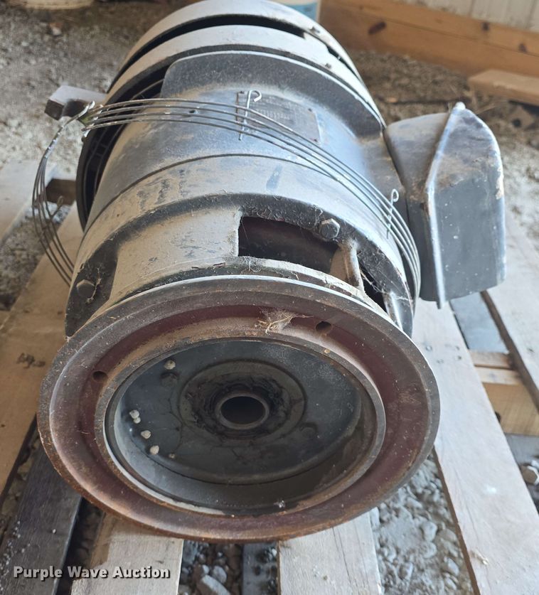 image for item EK5200 (2) electric motors