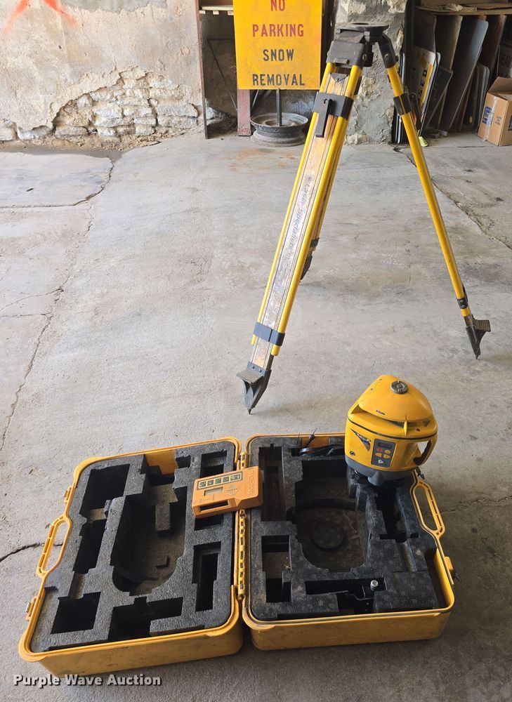 image for item EK5202 Trimble Spectra Precision HV301 laser level