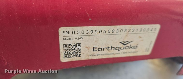 image for item EK5203 Earthquake M200 string trimmer