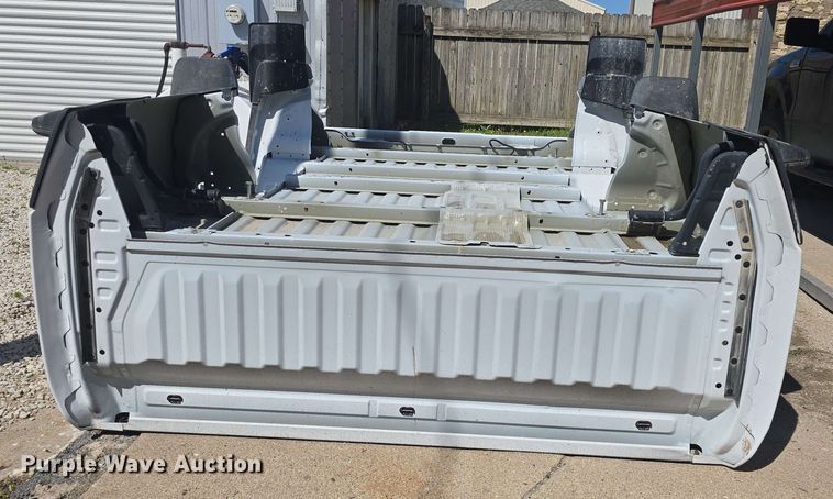 image for item EK5205 2023 Chevrolet  Silverado 2500 pickup truck bed