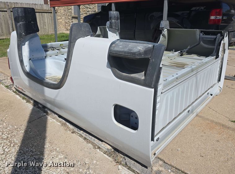 image for item EK5205 2023 Chevrolet  Silverado 2500 pickup truck bed