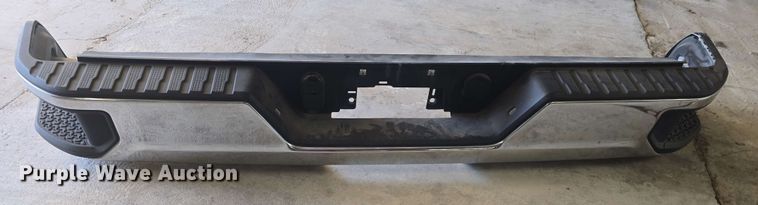 image for item EK5205 2023 Chevrolet  Silverado 2500 pickup truck bed