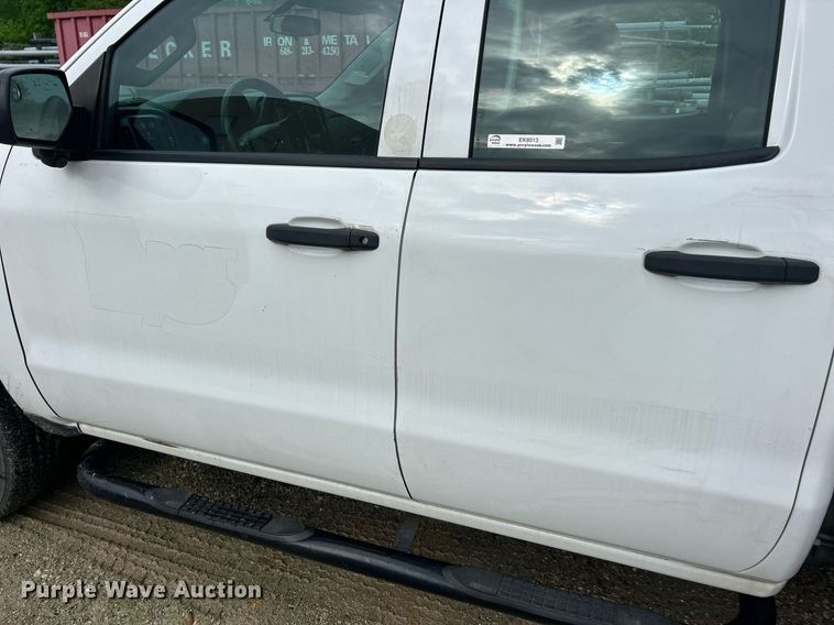 image for item EK8013 2015 Chevrolet Silverado 2500 Double Cab utility bed pickup truck