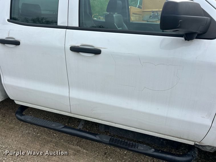 image for item EK8013 2015 Chevrolet Silverado 2500 Double Cab utility bed pickup truck