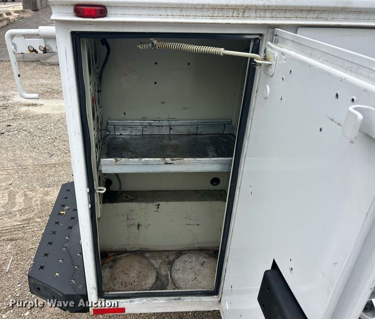 image for item EK8013 2015 Chevrolet Silverado 2500 Double Cab utility bed pickup truck