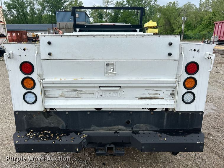 image for item EK8013 2015 Chevrolet Silverado 2500 Double Cab utility bed pickup truck