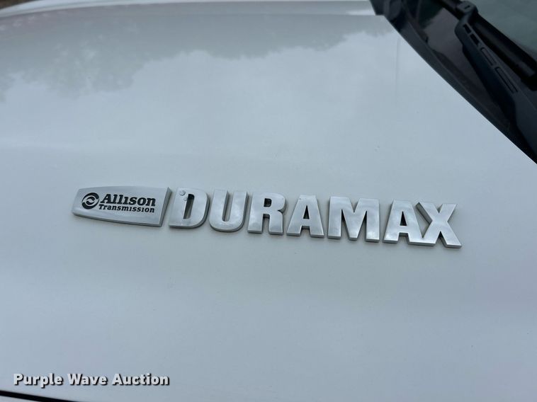 image for item EK8013 2015 Chevrolet Silverado 2500 Double Cab utility bed pickup truck