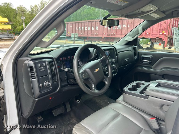 image for item EK8013 2015 Chevrolet Silverado 2500 Double Cab utility bed pickup truck