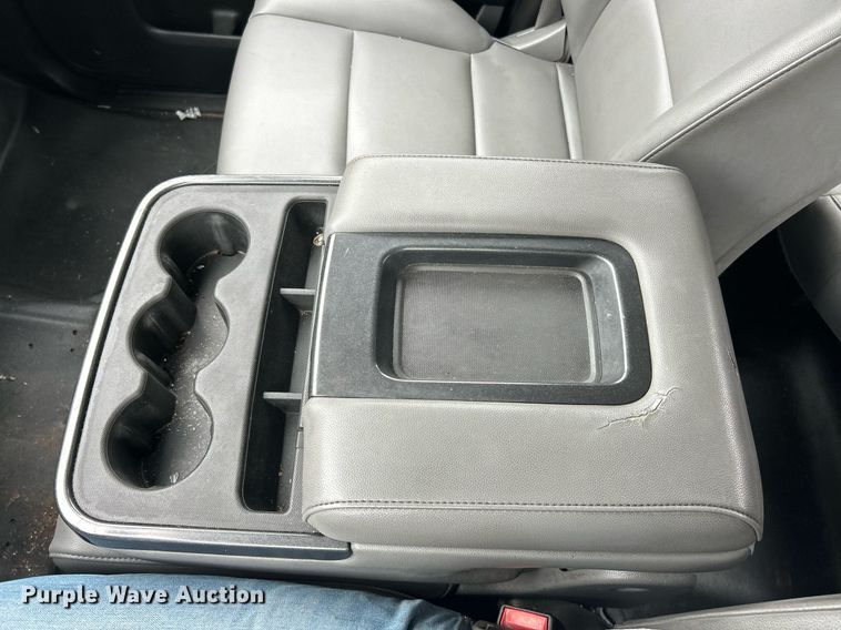 image for item EK8013 2015 Chevrolet Silverado 2500 Double Cab utility bed pickup truck