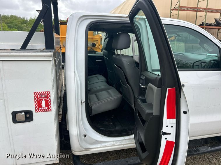 image for item EK8013 2015 Chevrolet Silverado 2500 Double Cab utility bed pickup truck