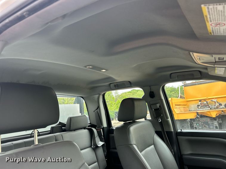 image for item EK8013 2015 Chevrolet Silverado 2500 Double Cab utility bed pickup truck