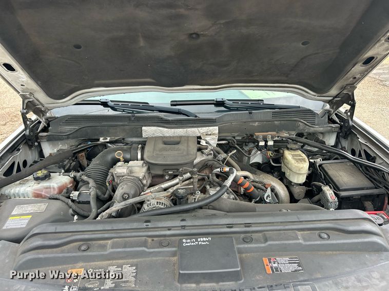 image for item EK8013 2015 Chevrolet Silverado 2500 Double Cab utility bed pickup truck