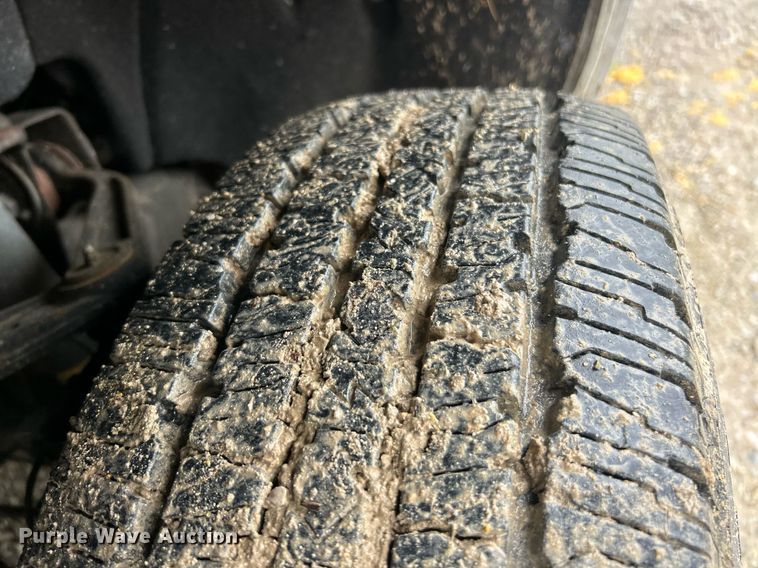 image for item EK8013 2015 Chevrolet Silverado 2500 Double Cab utility bed pickup truck