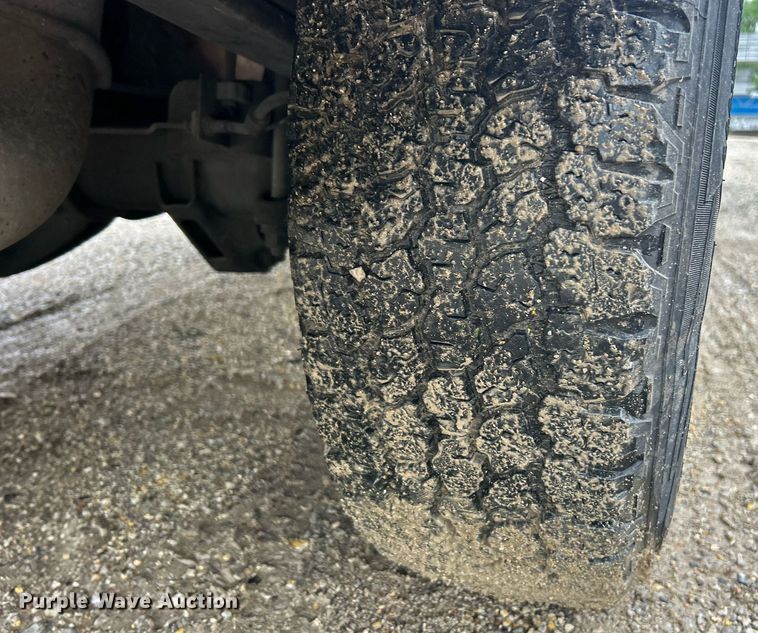 image for item EK8013 2015 Chevrolet Silverado 2500 Double Cab utility bed pickup truck