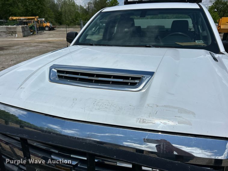 image for item EK8014 2017 Chevrolet Silverado 2500 LS Double Cab utility bed pickup truck