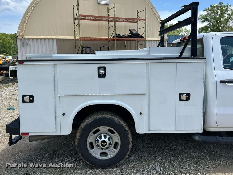 image for item EK8014 2017 Chevrolet Silverado 2500 LS Double Cab utility bed pickup truck