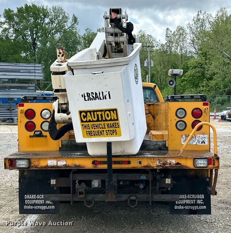 image for item EK8015 2009 Ford F550 Super Duty XL bucket truck