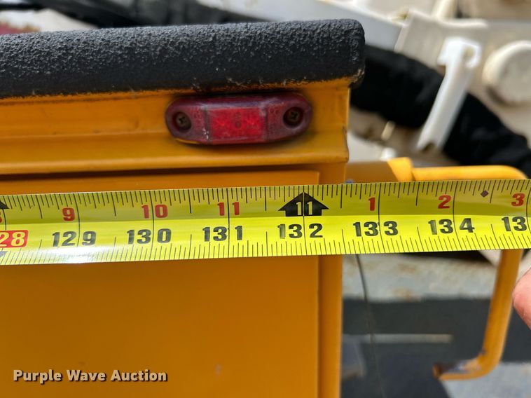 image for item EK8015 2009 Ford F550 Super Duty XL bucket truck