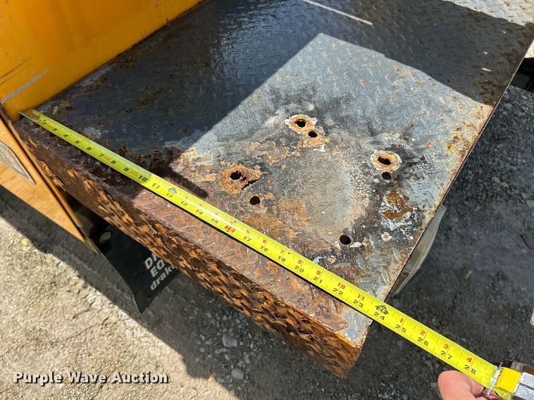 image for item EK8015 2009 Ford F550 Super Duty XL bucket truck