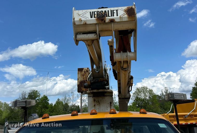 image for item EK8015 2009 Ford F550 Super Duty XL bucket truck