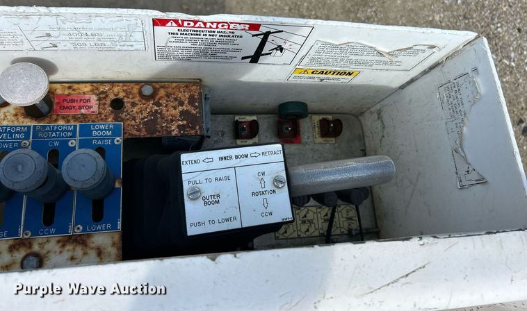 image for item EK8015 2009 Ford F550 Super Duty XL bucket truck