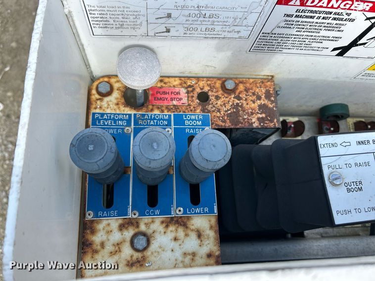 image for item EK8015 2009 Ford F550 Super Duty XL bucket truck