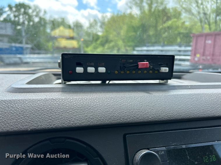 image for item EK8015 2009 Ford F550 Super Duty XL bucket truck