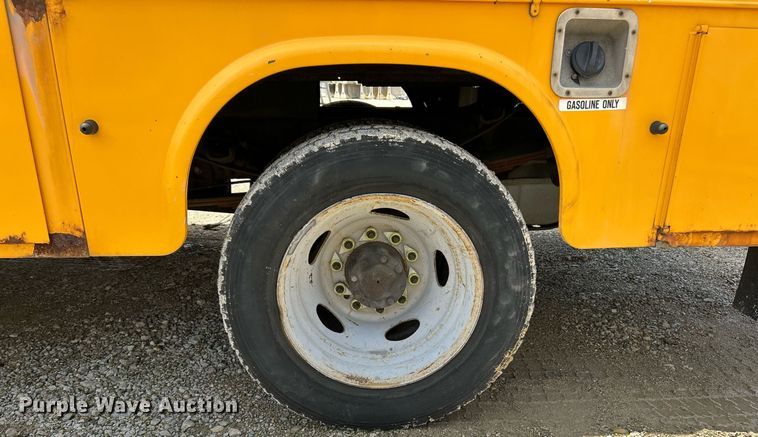 image for item EK8015 2009 Ford F550 Super Duty XL bucket truck