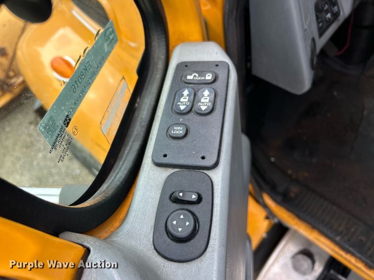 image for item EK8016 2006 International SA525 dump truck