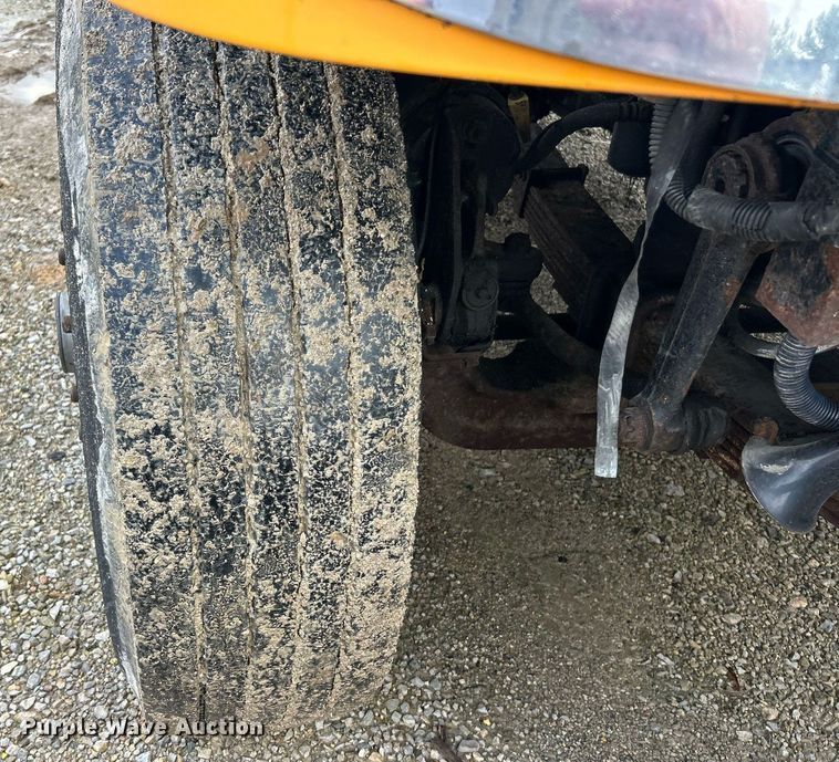 image for item EK8016 2006 International SA525 dump truck