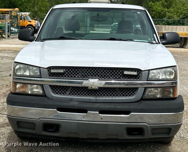 image for item EK8022 2005 Chevrolet Silverado 1500 pickup truck