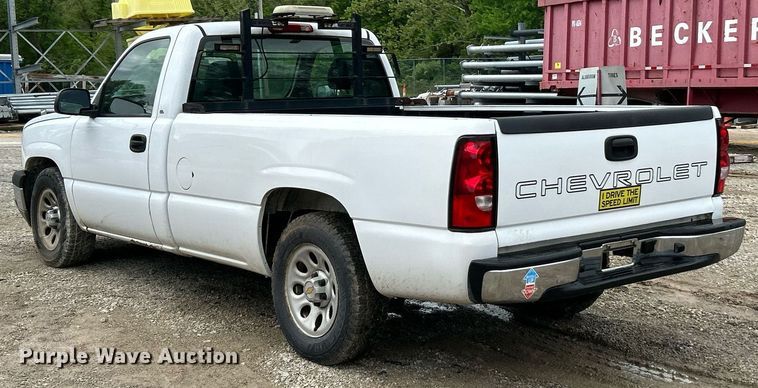 image for item EK8022 2005 Chevrolet Silverado 1500 pickup truck