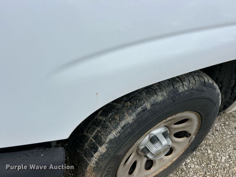 image for item EK8022 2005 Chevrolet Silverado 1500 pickup truck