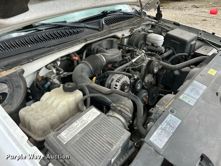 image for item EK8022 2005 Chevrolet Silverado 1500 pickup truck