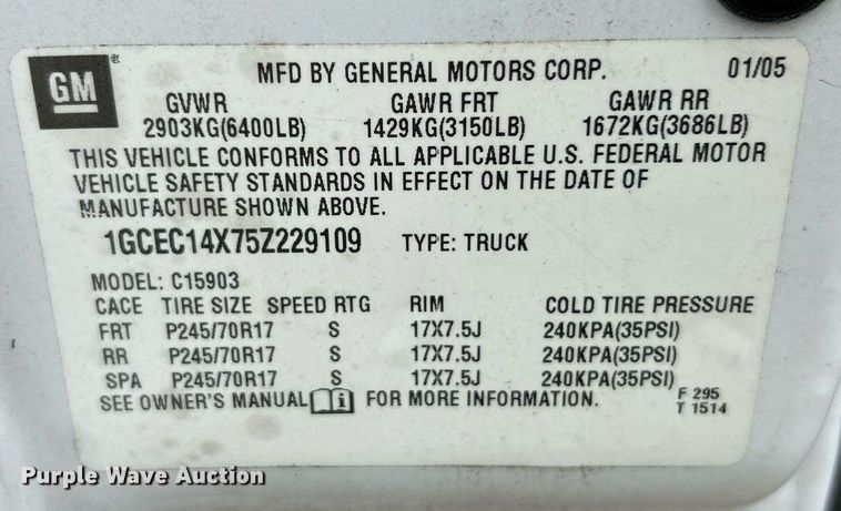 image for item EK8022 2005 Chevrolet Silverado 1500 pickup truck