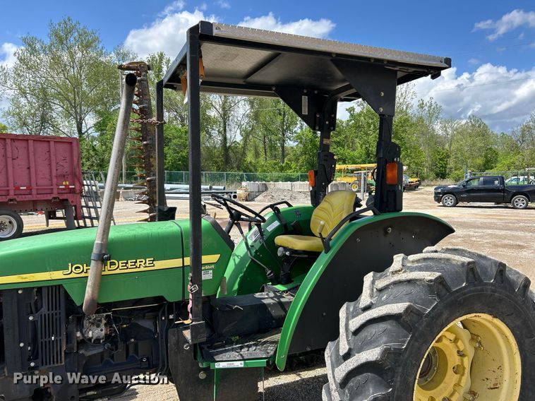 image for item EK8023 2003 John Deere 5220 tractor