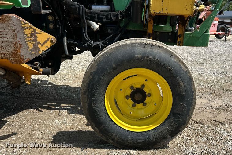 image for item EK8023 2003 John Deere 5220 tractor