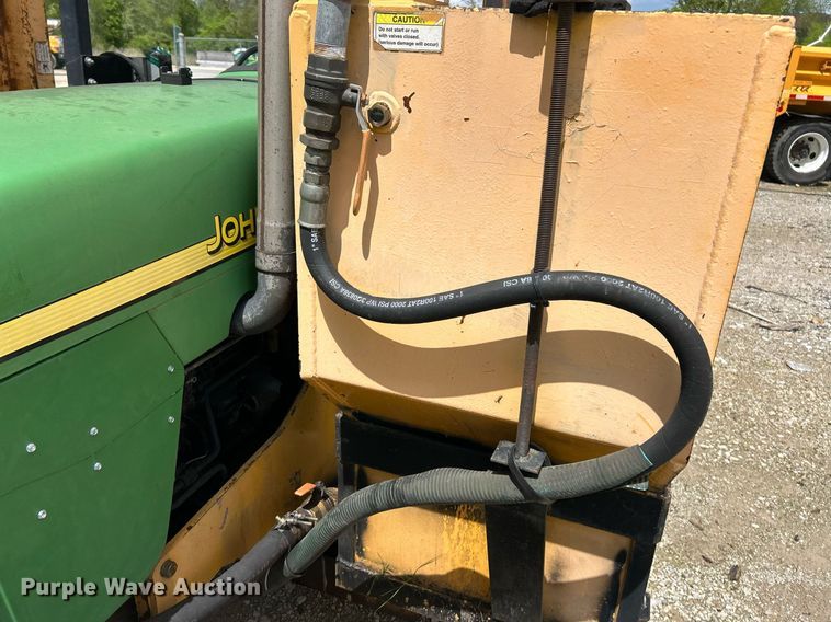 image for item EK8024 2004 John Deere 5420 tractor