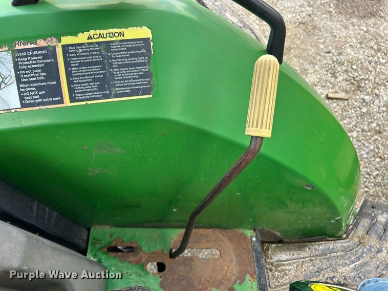 image for item EK8024 2004 John Deere 5420 tractor