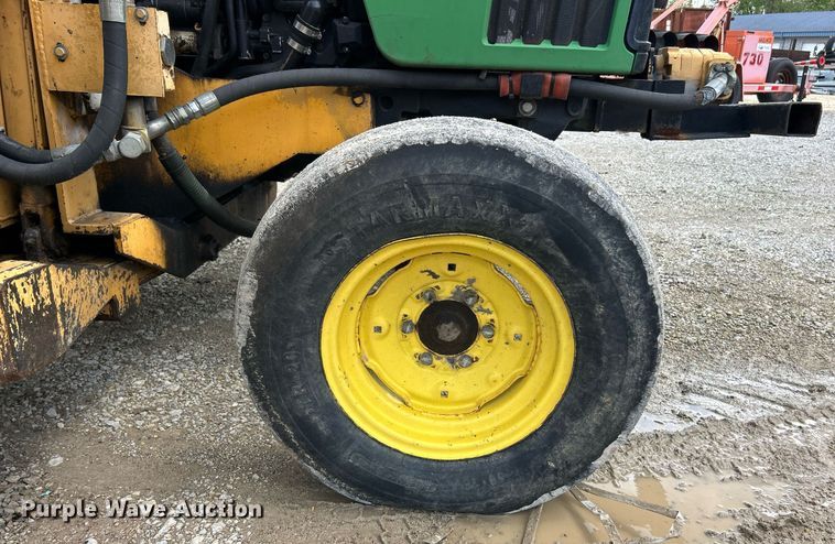 image for item EK8024 2004 John Deere 5420 tractor