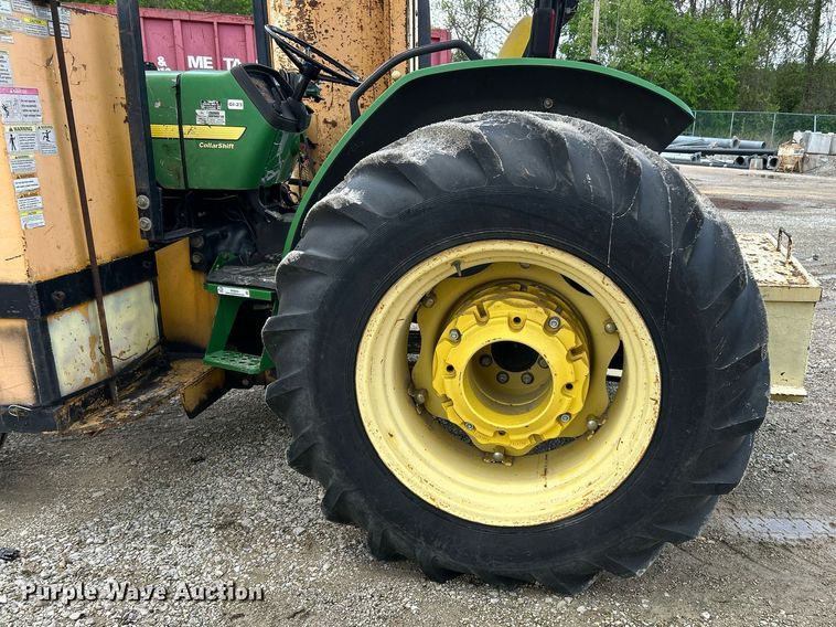 image for item EK8024 2004 John Deere 5420 tractor
