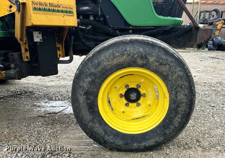 image for item EK8025 2005 John Deere 5325 tractor