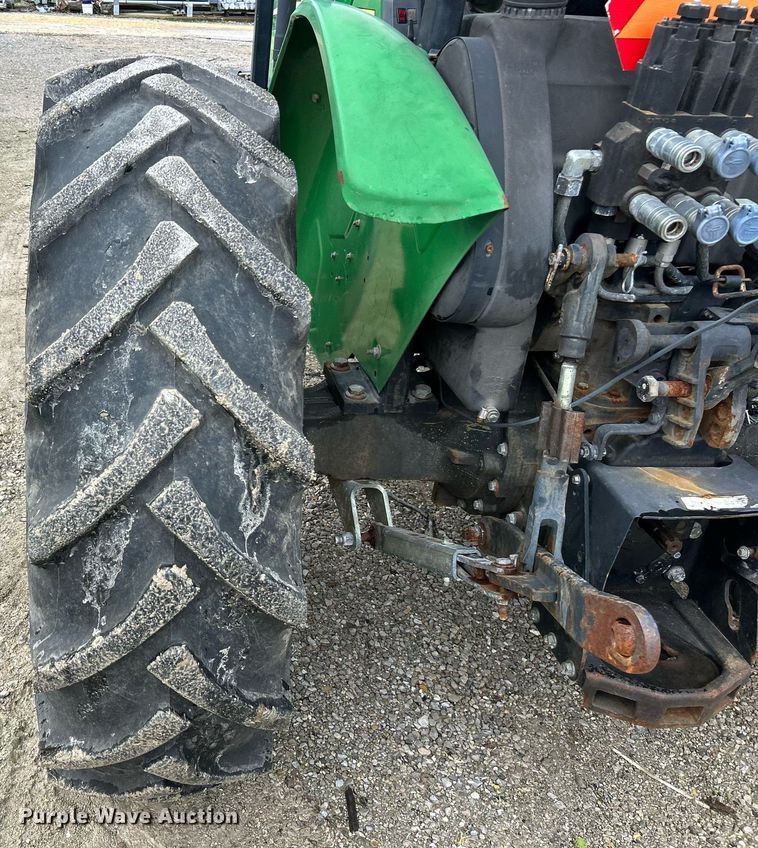 image for item EK8025 2005 John Deere 5325 tractor